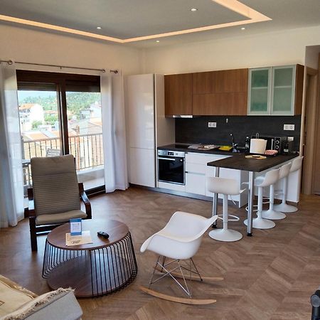 Theasis1 Villa Neos Marmaras Buitenkant foto