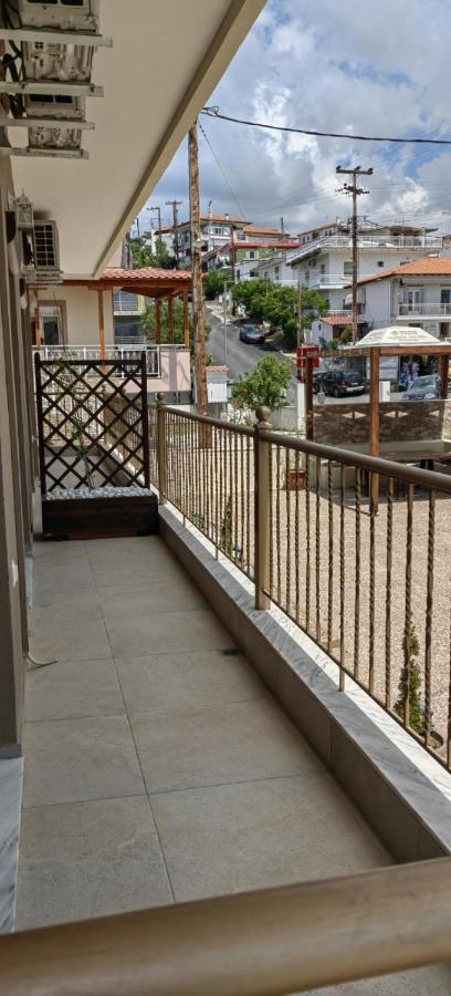 Theasis1 Villa Neos Marmaras Buitenkant foto