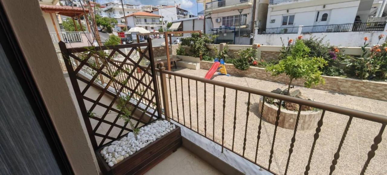 Theasis1 Villa Neos Marmaras Buitenkant foto