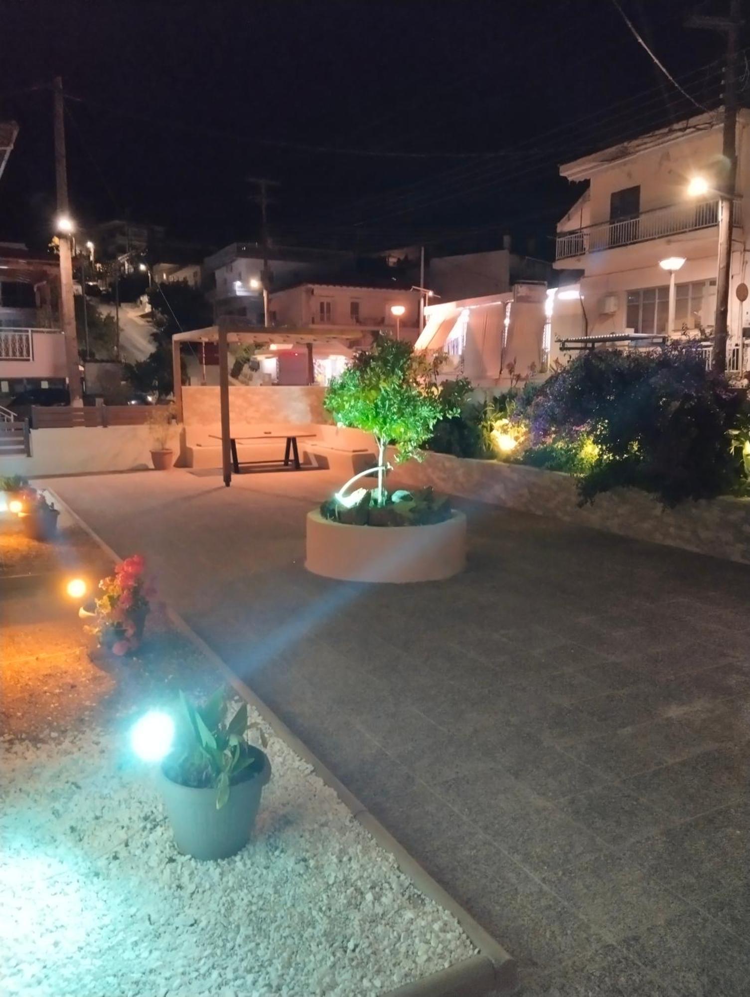 Theasis1 Villa Neos Marmaras Buitenkant foto